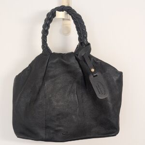 VINCE CAMUTO BLACK LEATHER BAG